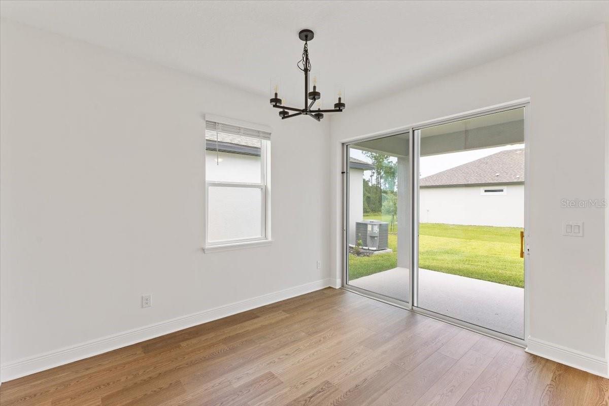 347 Birkdale Dr Property Photo 25