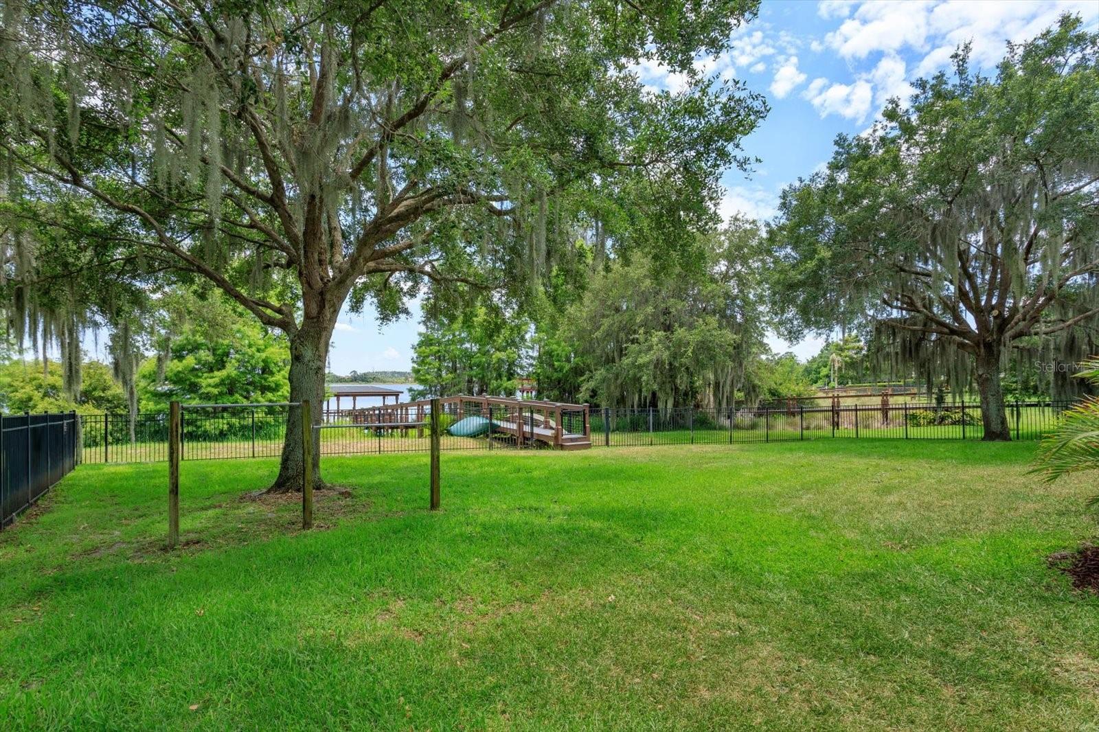 6215 Little Lake Sawyer Dr Property Photo 49