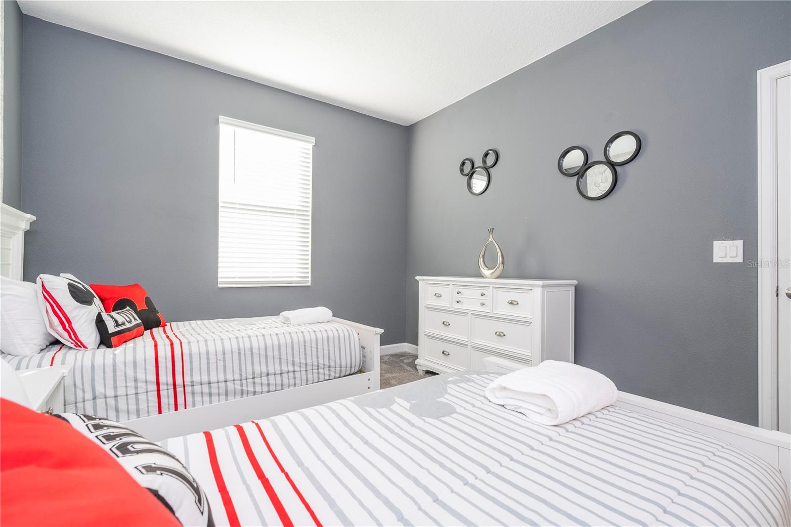 8868 Cabot Cliffs Dr Property Photo 6