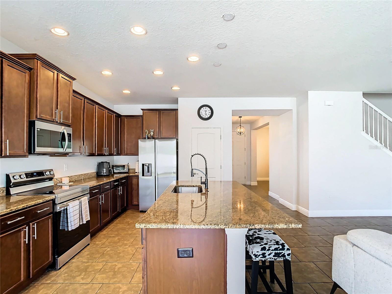 1508 Caterpillar St Property Photo 12