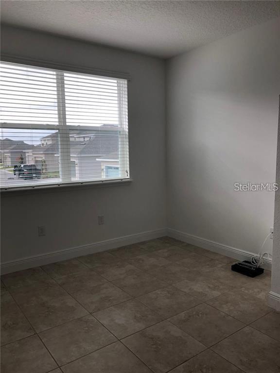 15807 Sweet Lemon Way Property Photo 5