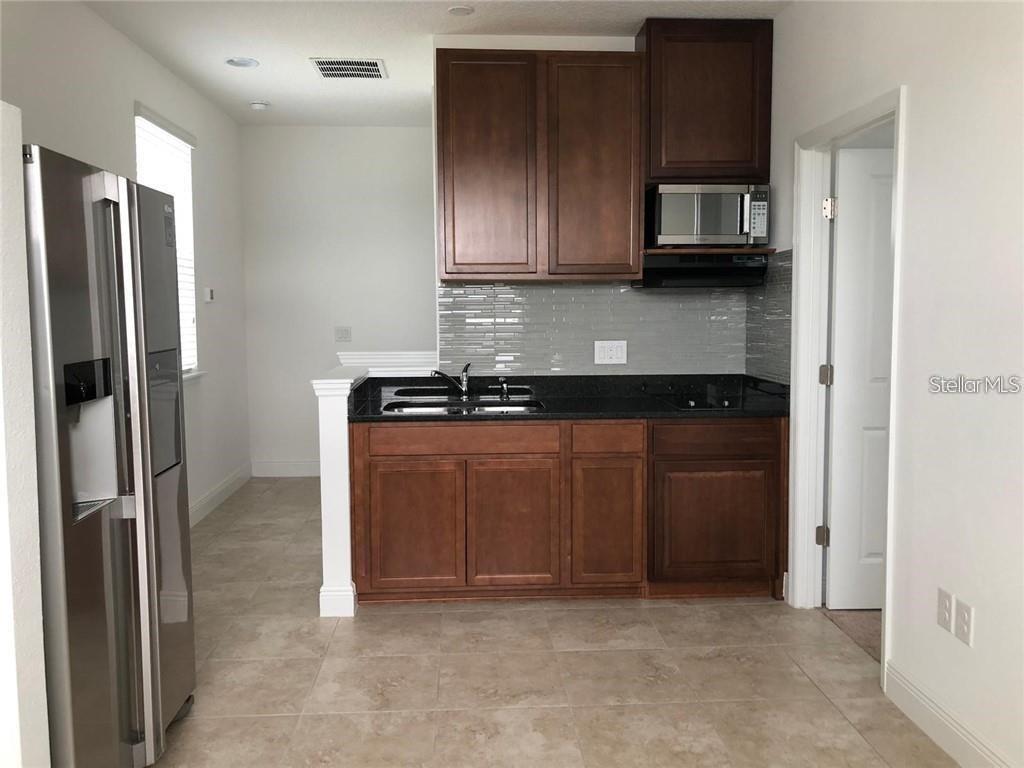 15807 Sweet Lemon Way Property Photo 6