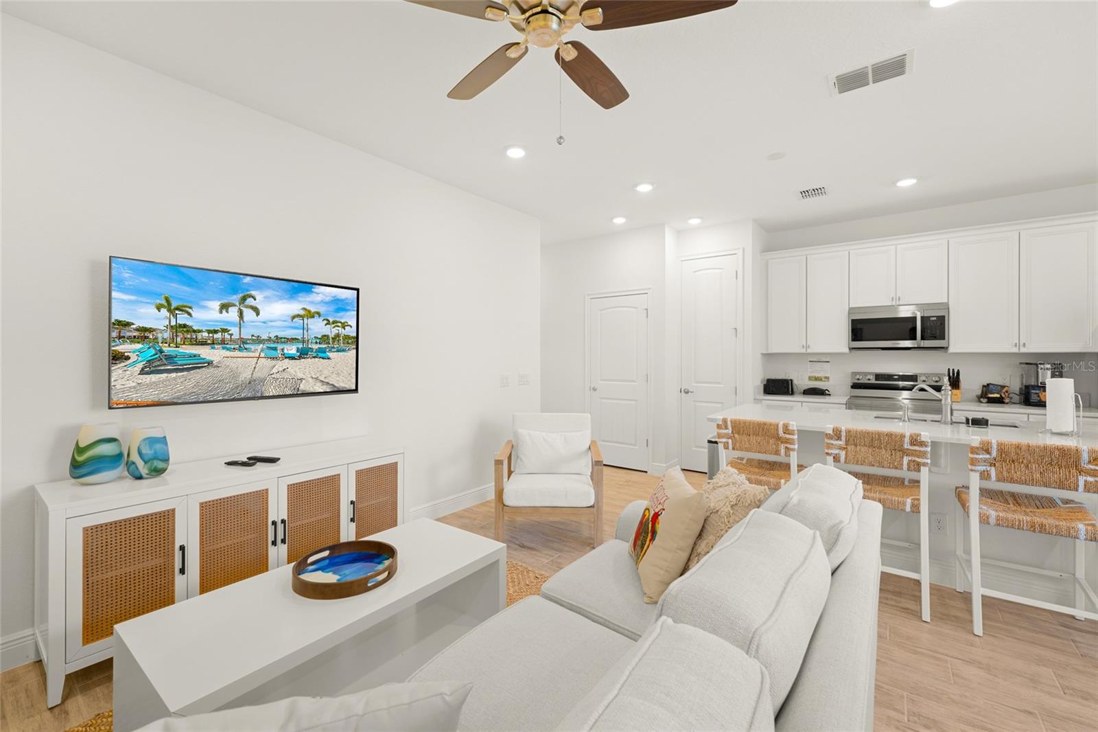 8181 Surf St Property Photo 4