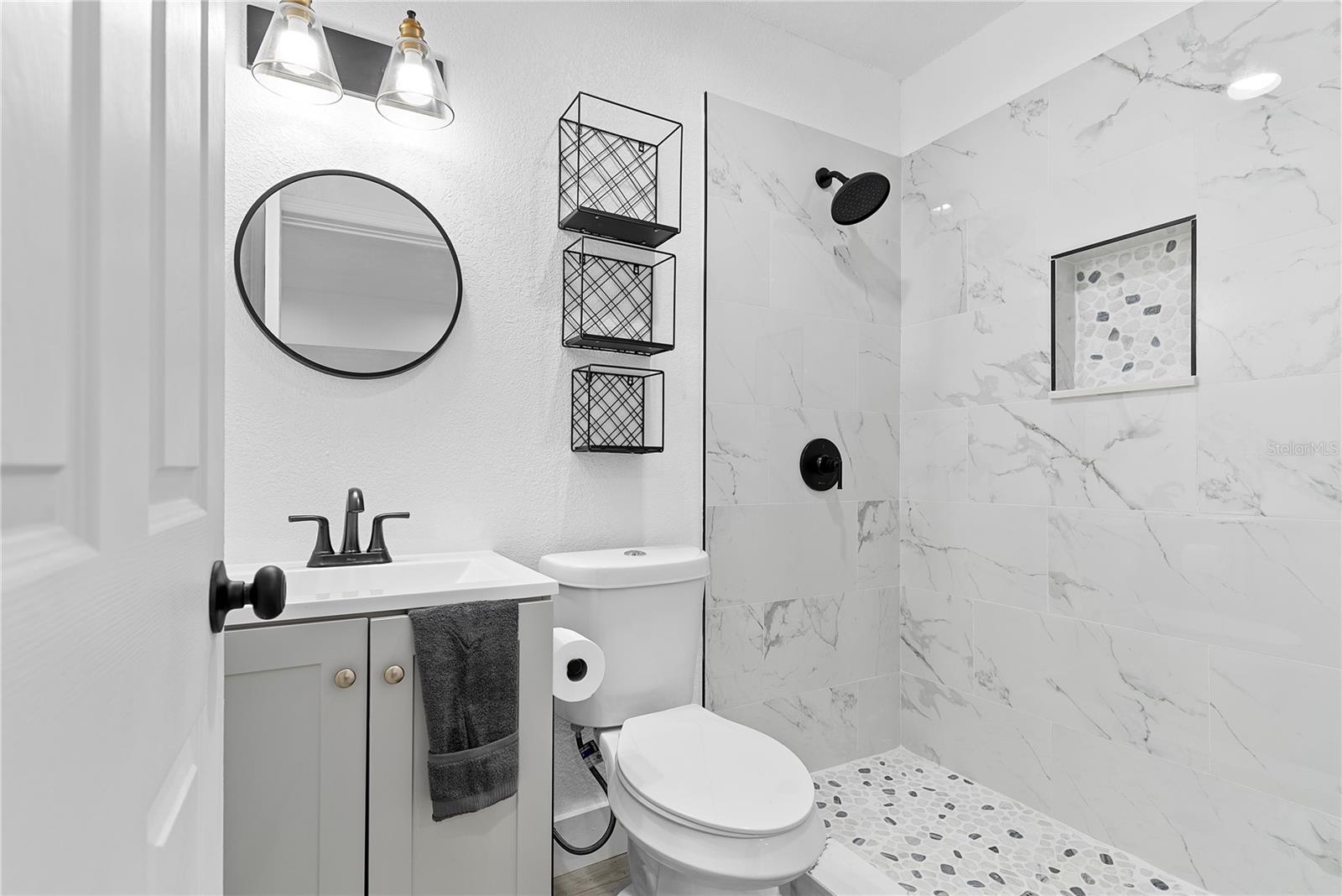 412 E Harwood St #2 Property Photo 12