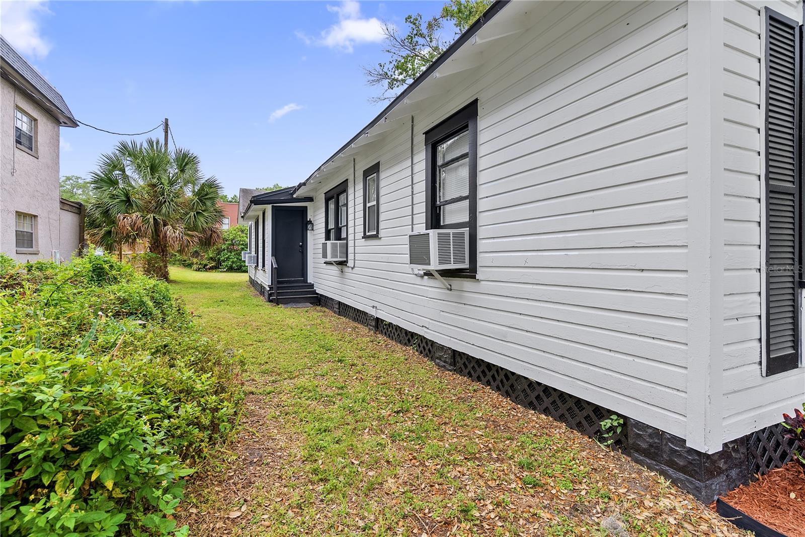 412 E Harwood St #2 Property Photo 14