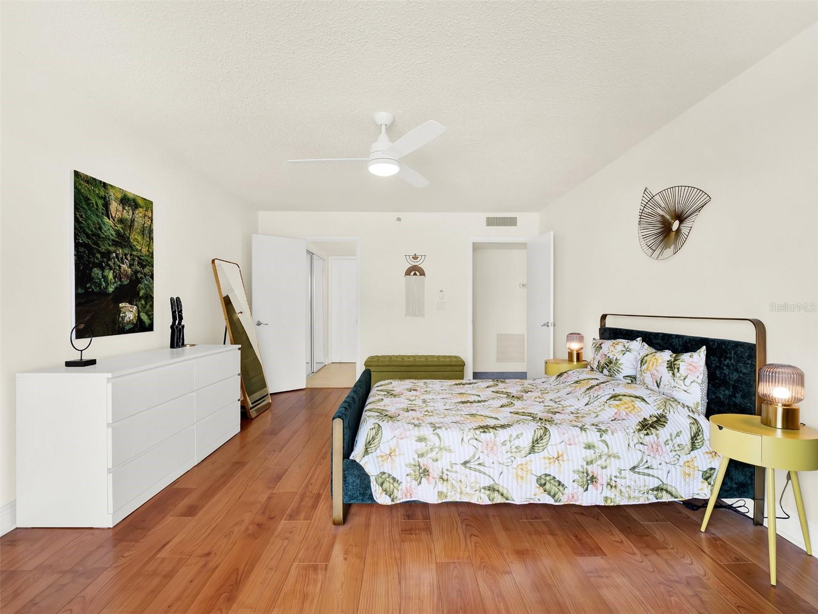 530 E Central Blvd #802 Property Photo 18