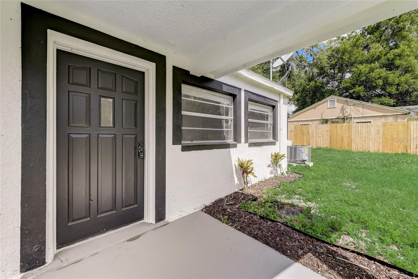 2600 S Crystal Lake Dr Property Photo 3