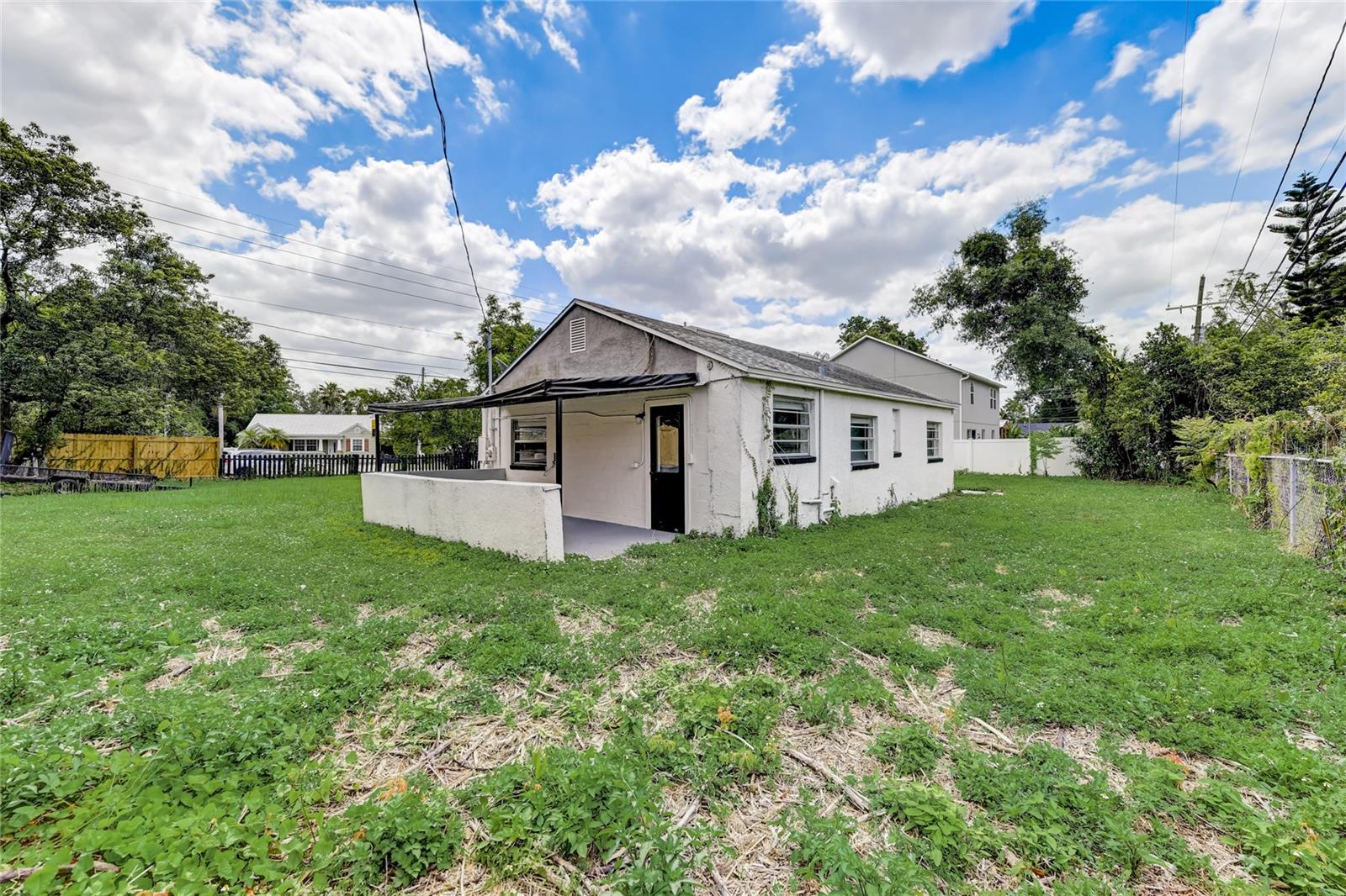 2600 S Crystal Lake Dr Property Photo 28
