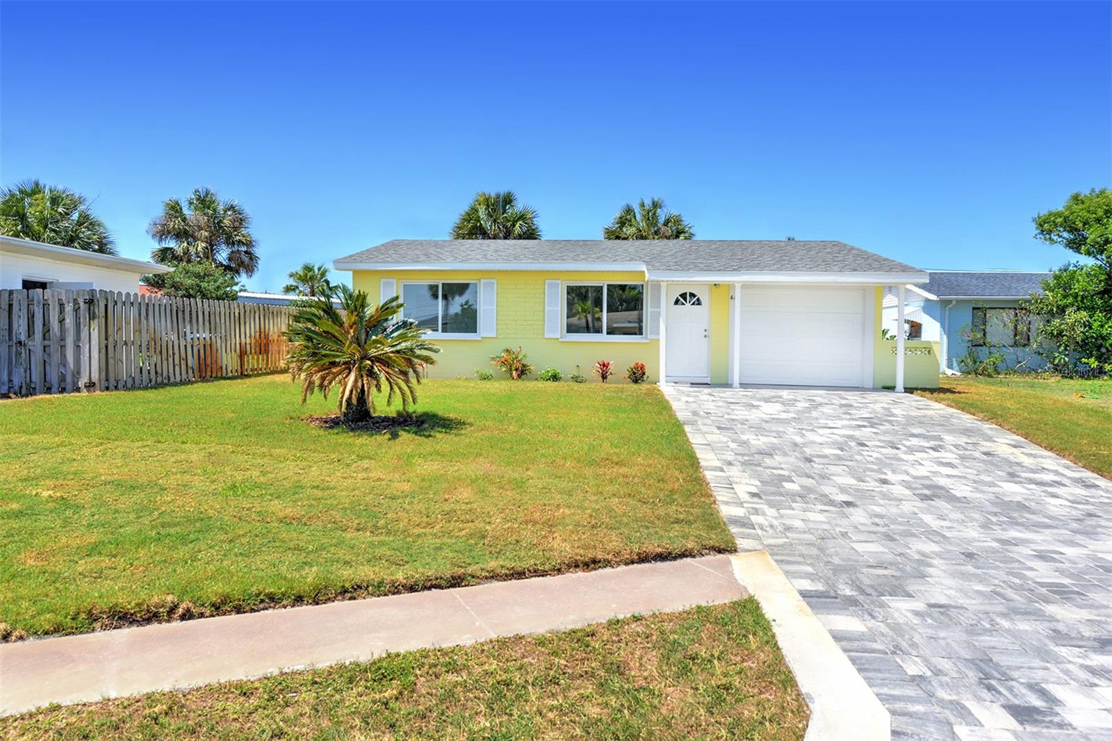 40 Seaview Dr Property Photo 3