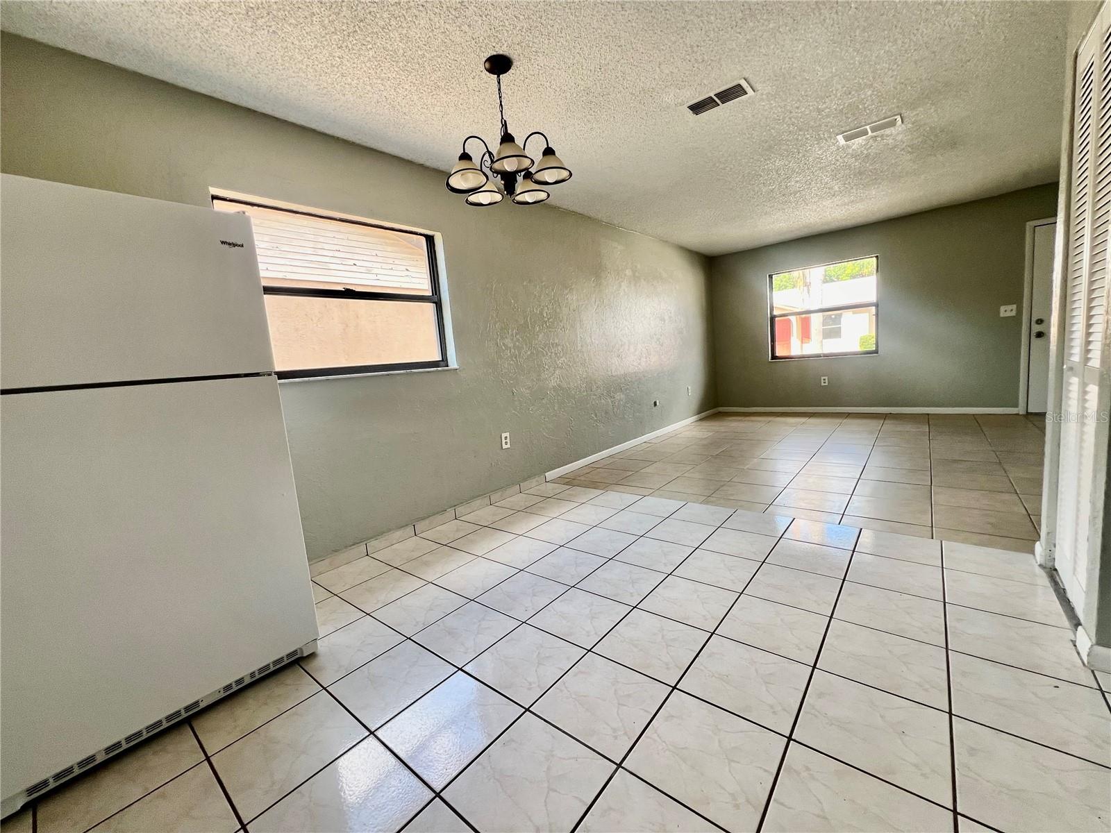 313 Blanco Ct Property Photo 6