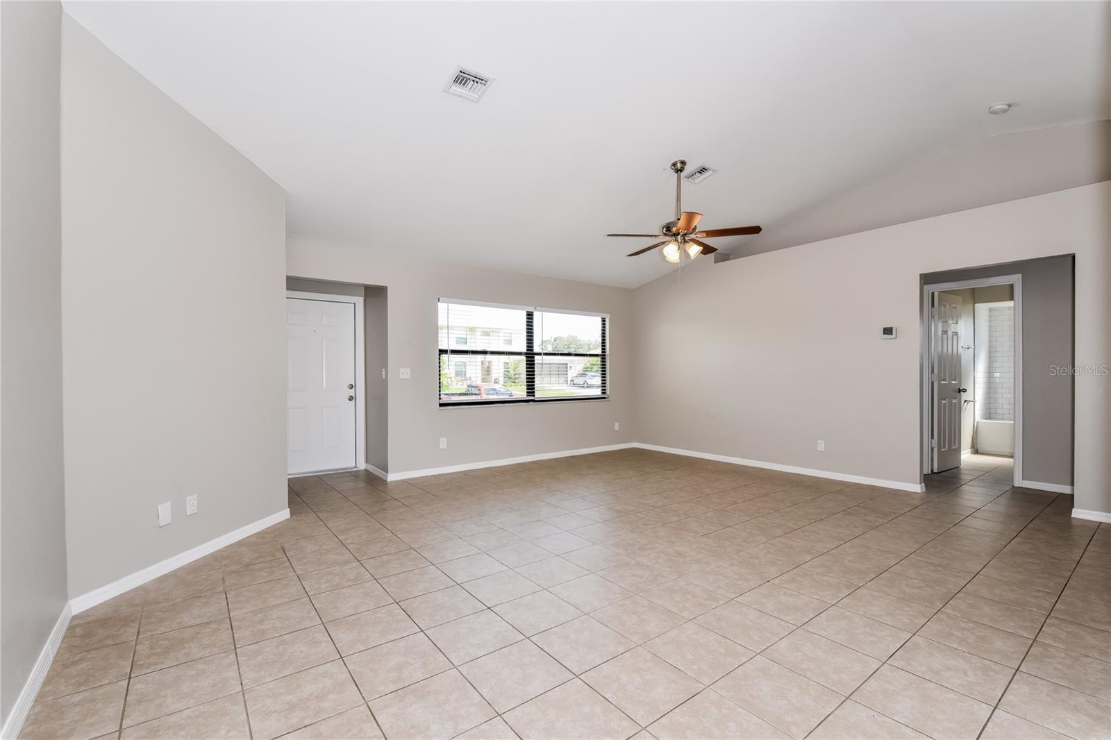 18484 Sarasota Rd Property Photo 3