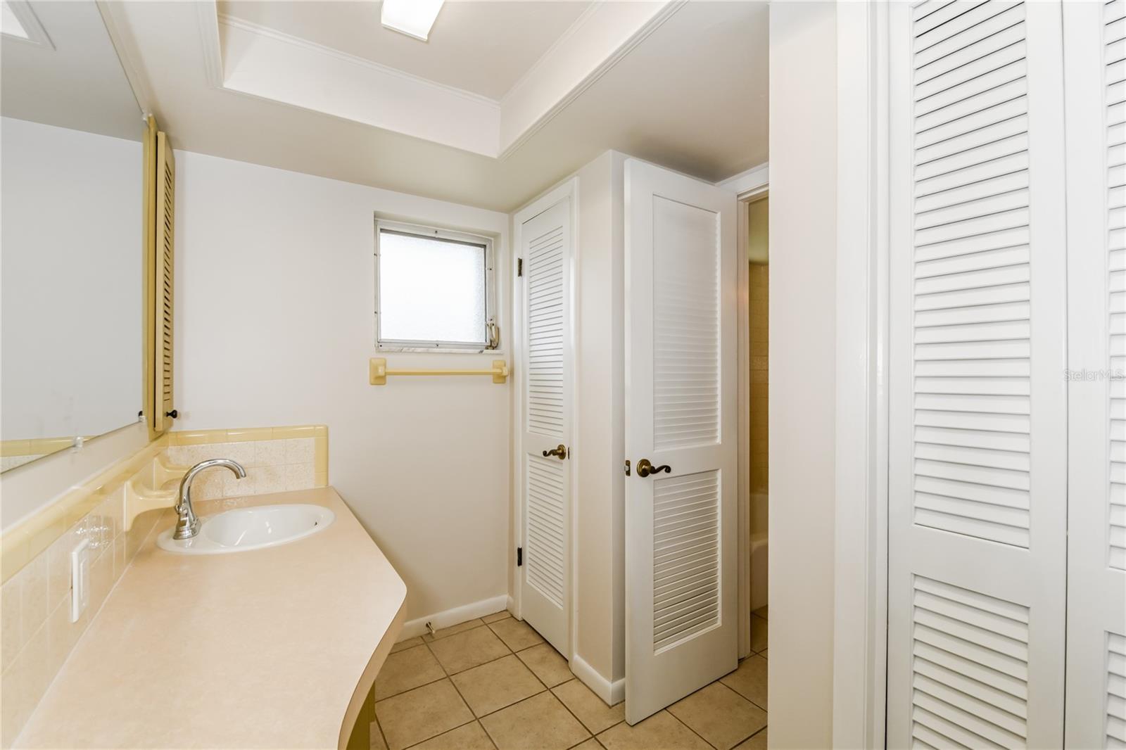 211 Se 45th St Property Photo 12