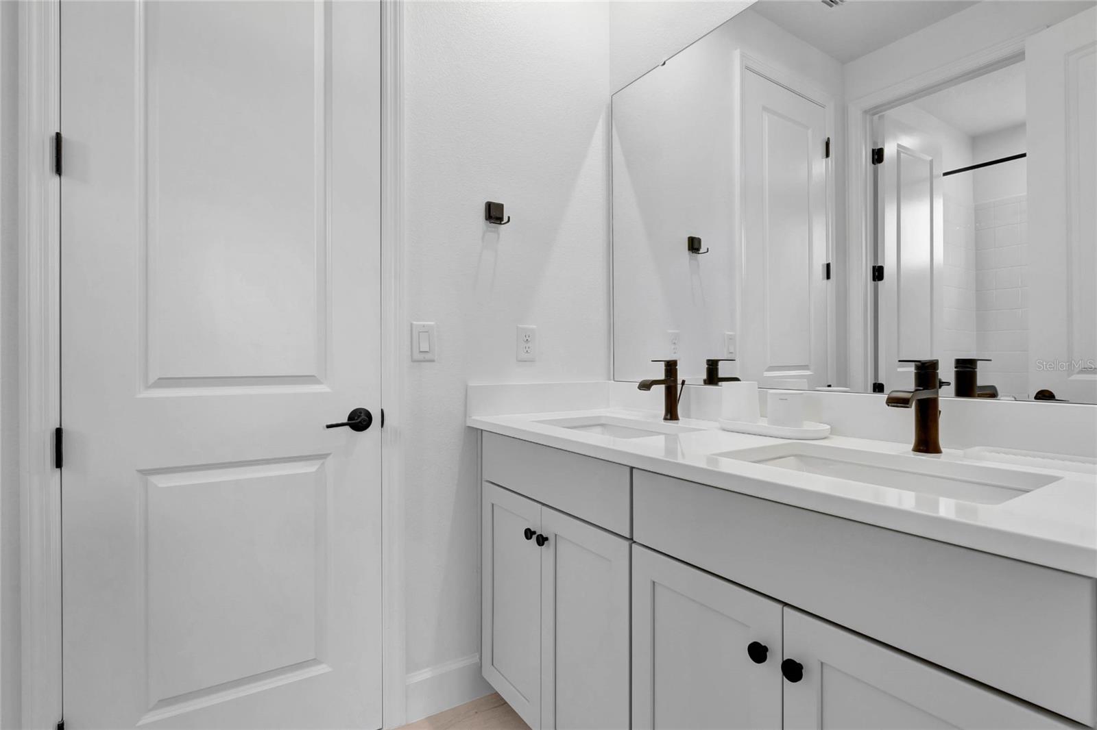 7540 Estuary Lake Loop Property Photo 24