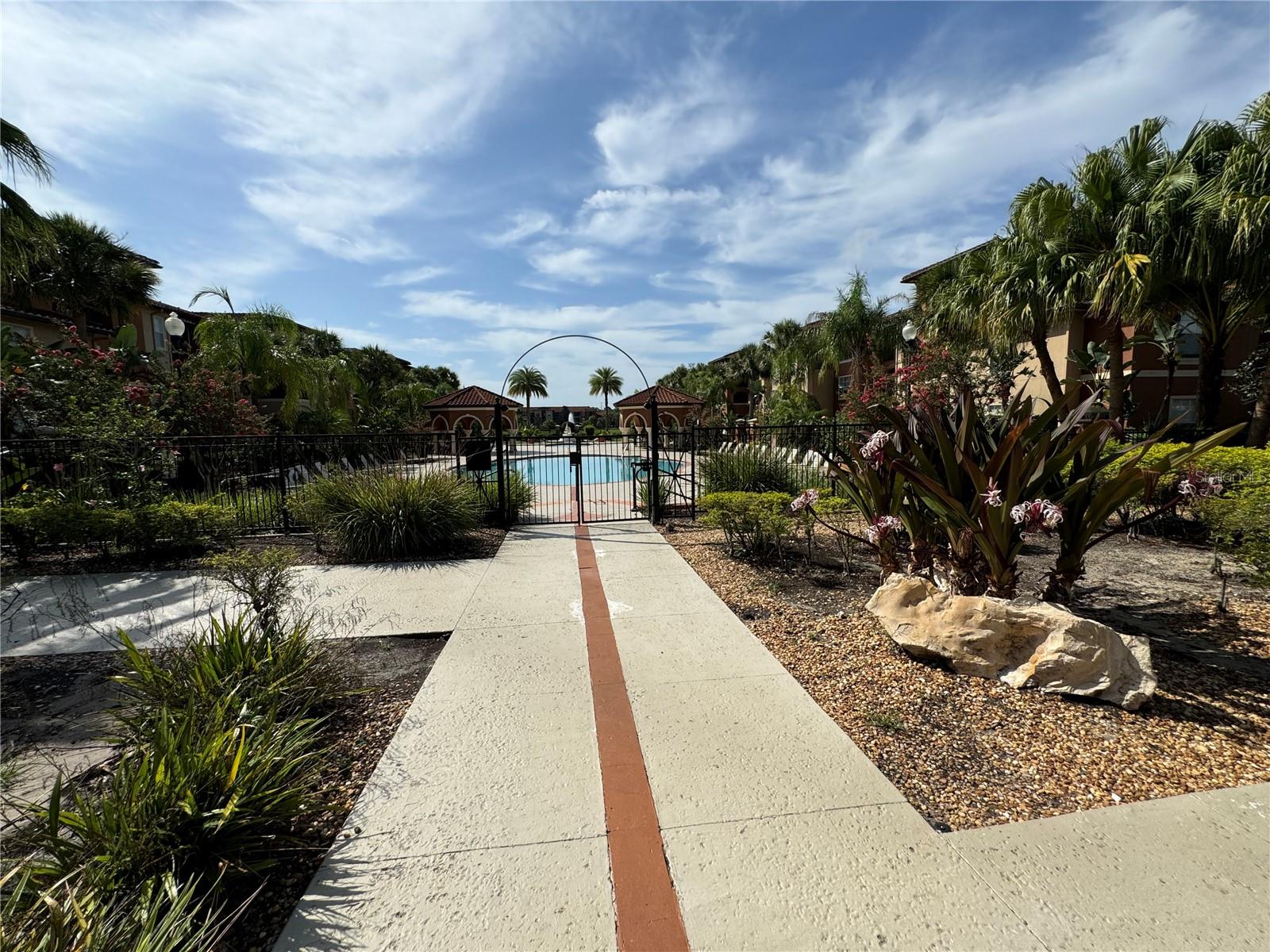 5560 Metrowest Blvd #3-204 Property Photo 18