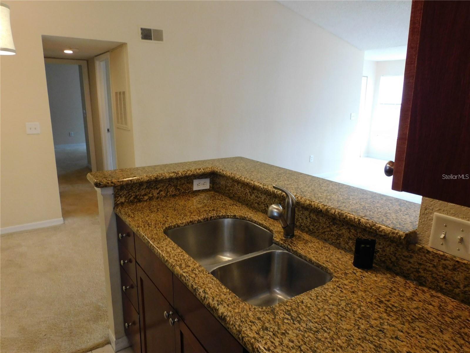 5152 Conroy Rd #28 Property Photo 6