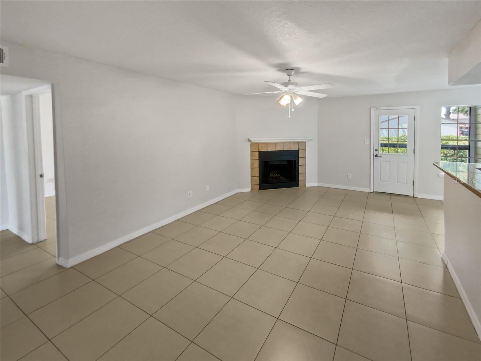 5545 Devonbriar Way #i101 Property Photo 4