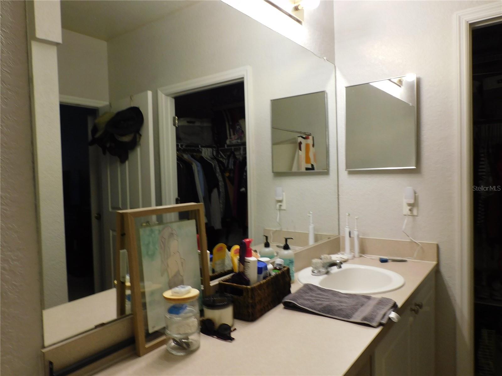 824 Grand Regency Pt #102 Property Photo 10