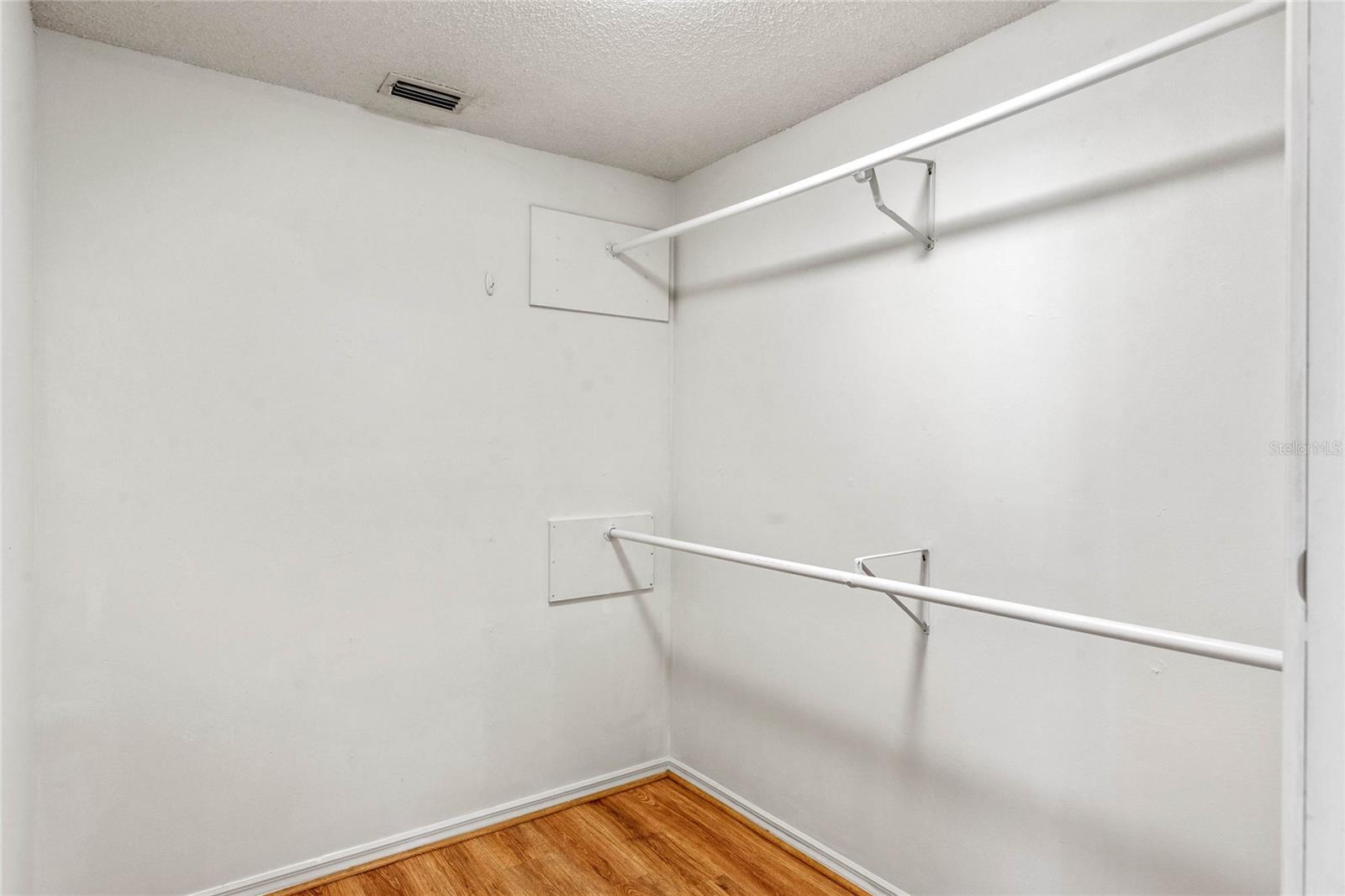 5929 Cedar Pine Dr Property Photo 27