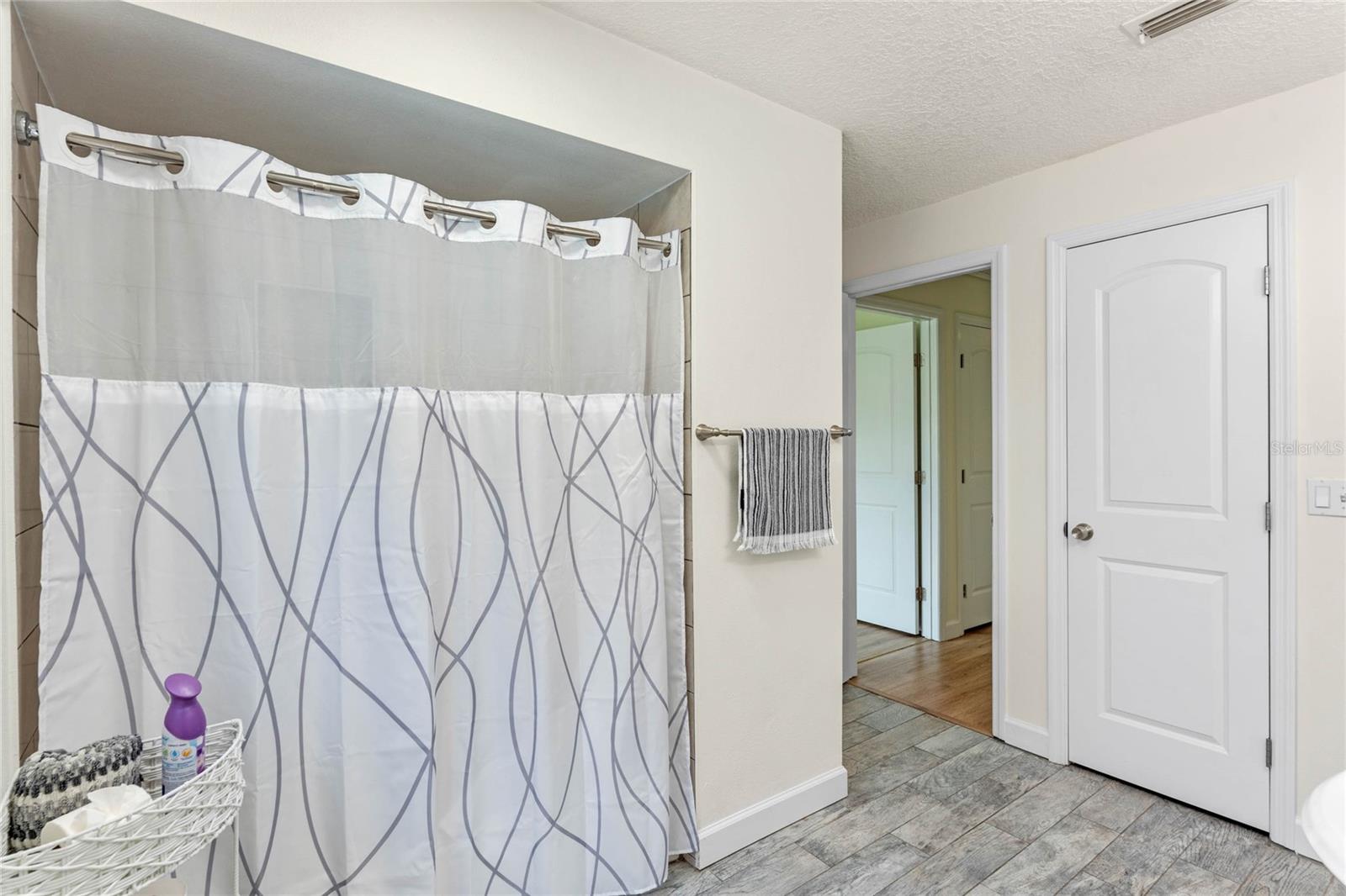 5929 Cedar Pine Dr Property Photo 30