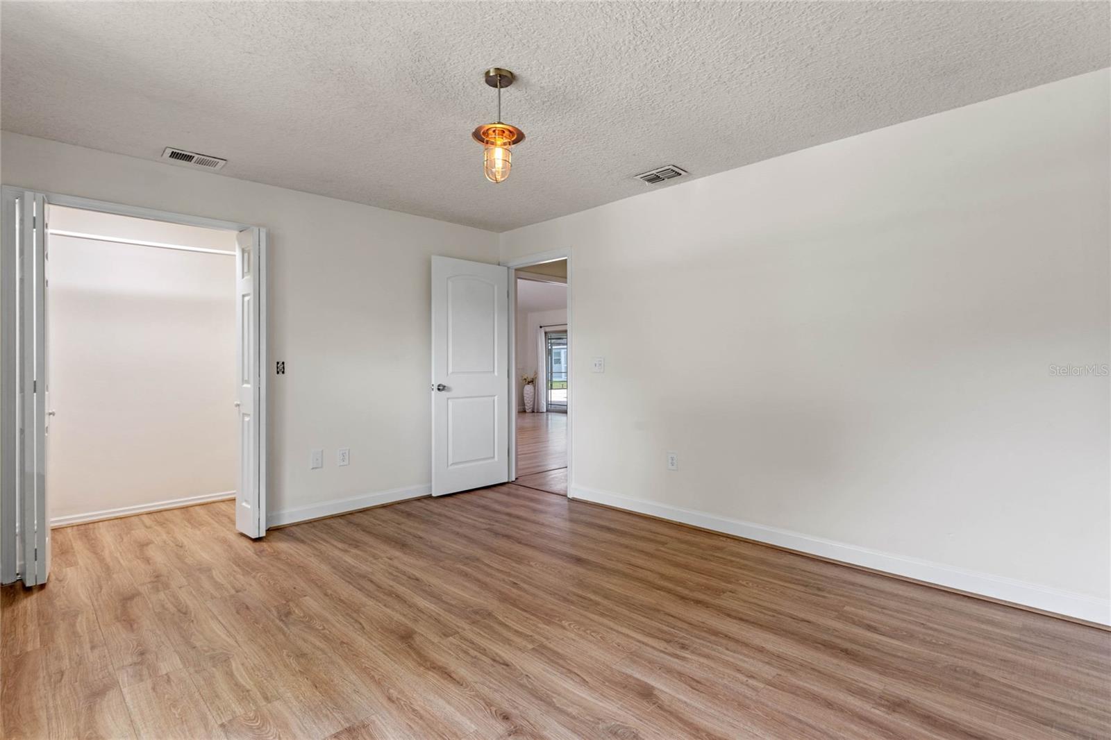 5929 Cedar Pine Dr Property Photo 32