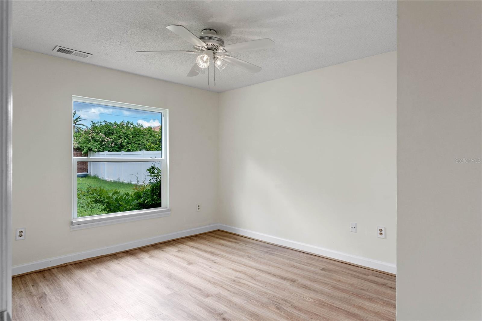 5929 Cedar Pine Dr Property Photo 35