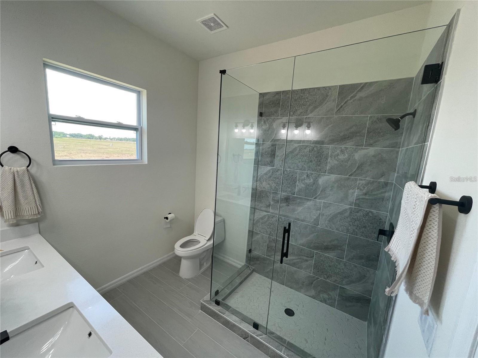 916 Dogwood Cir Property Photo 20