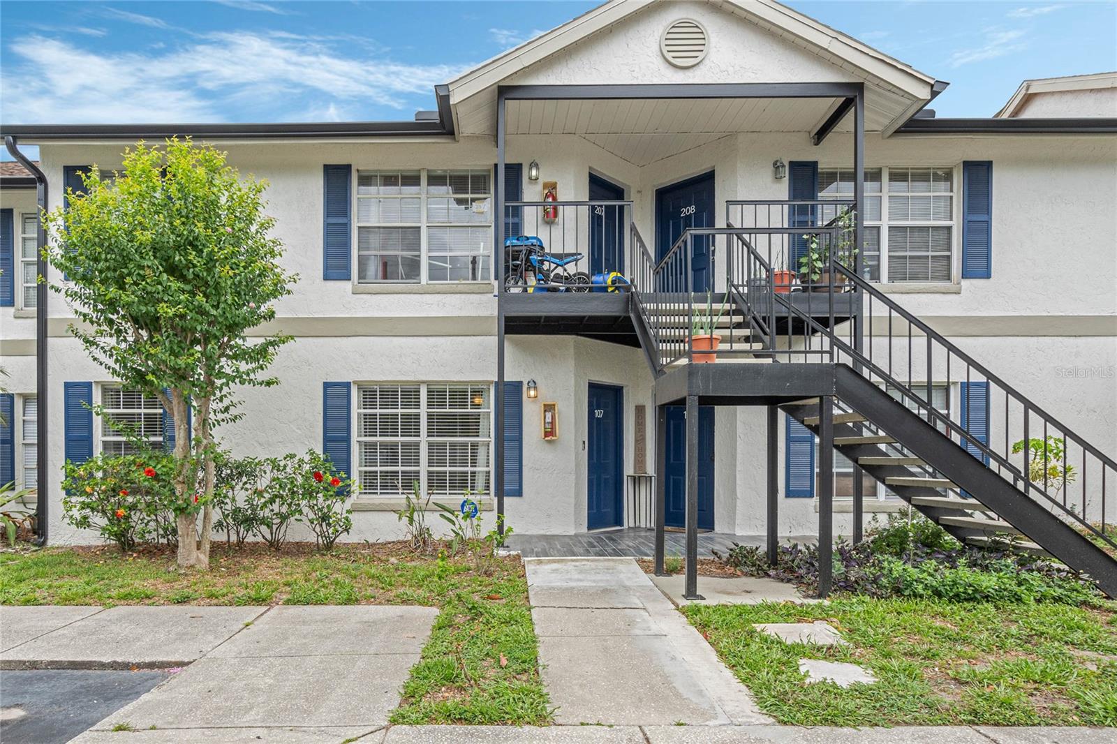 3651 N Goldenrod Rd #b107 Property Photo 2