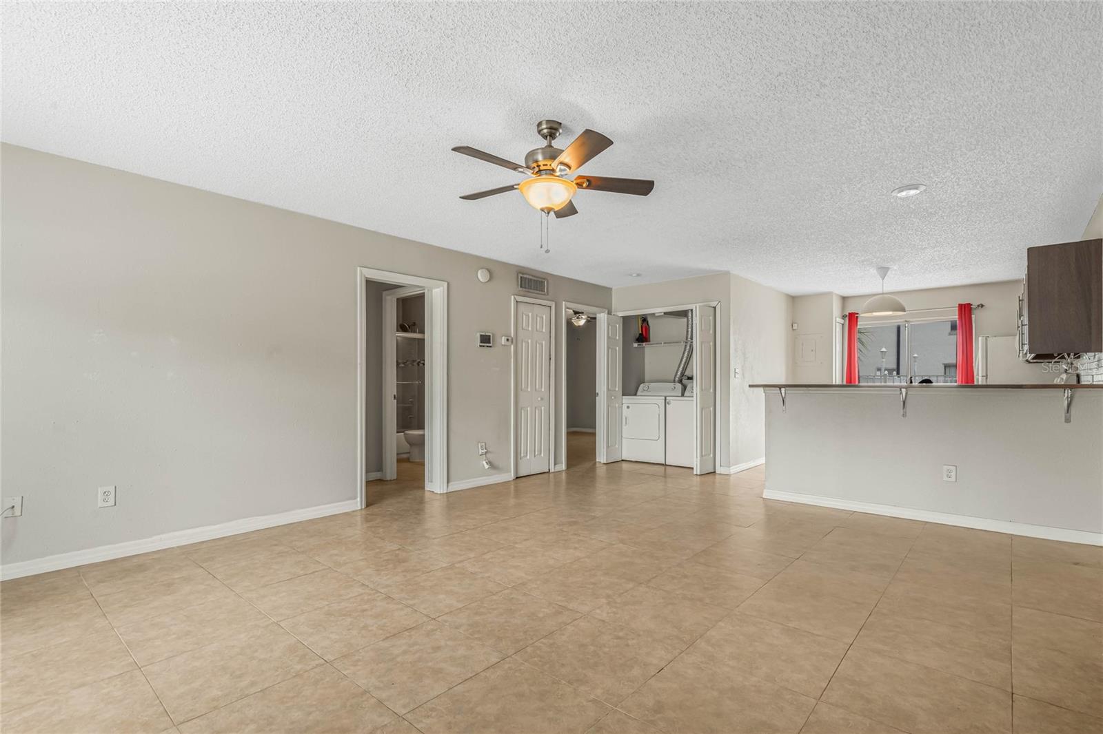 3651 N Goldenrod Rd #b107 Property Photo 6