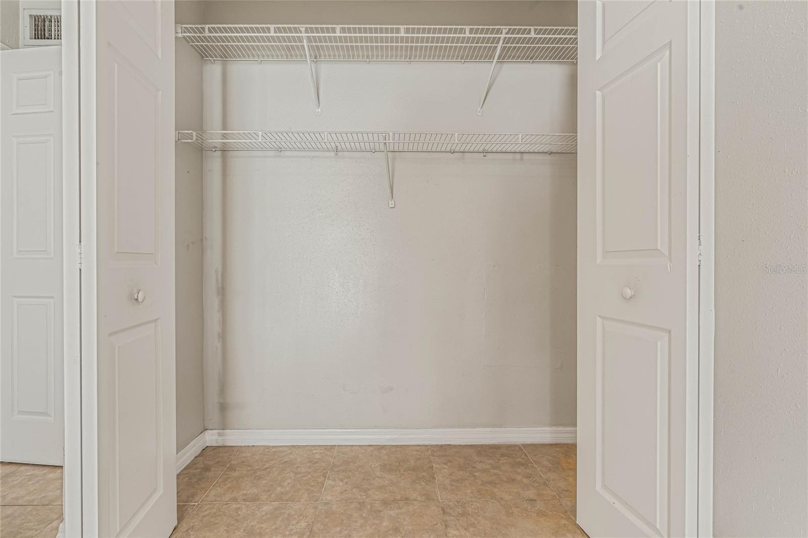 3651 N Goldenrod Rd #b107 Property Photo 20