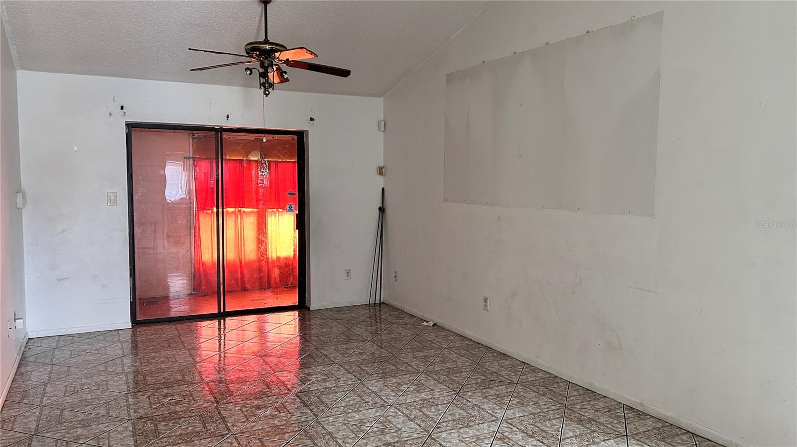 1204 Easton St Property Photo 15