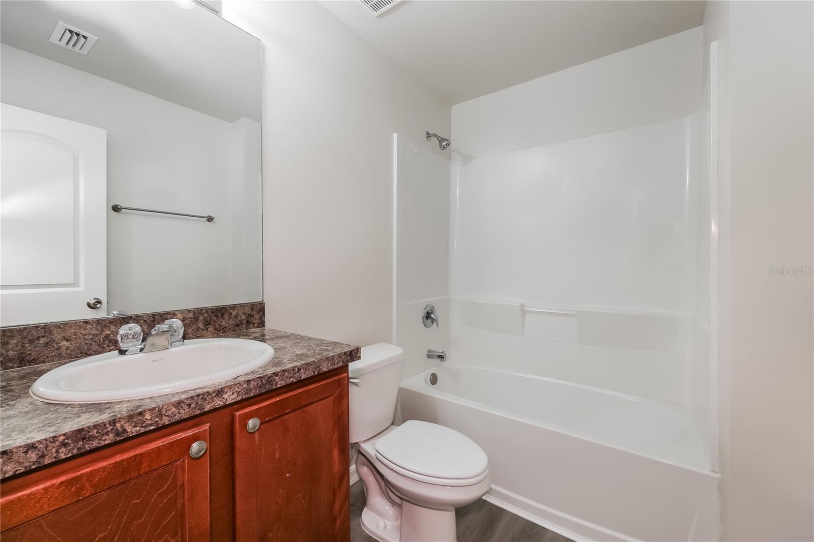 2824 Nw 21st Pl Property Photo 15