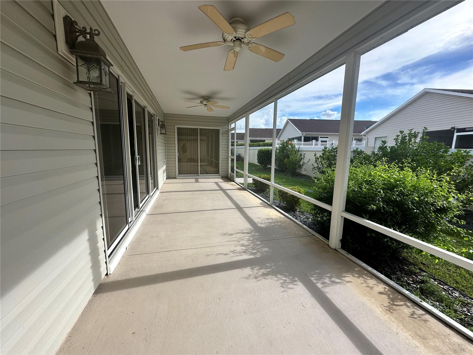2454 Monroe Ter Property Photo 43
