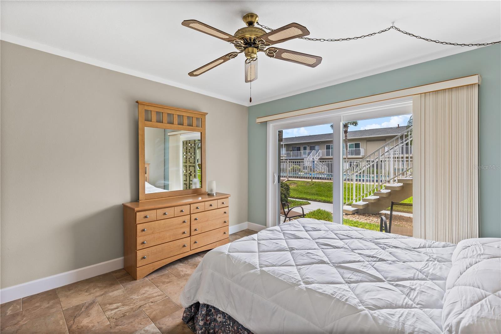 335 N Causeway #b010 Property Photo 9