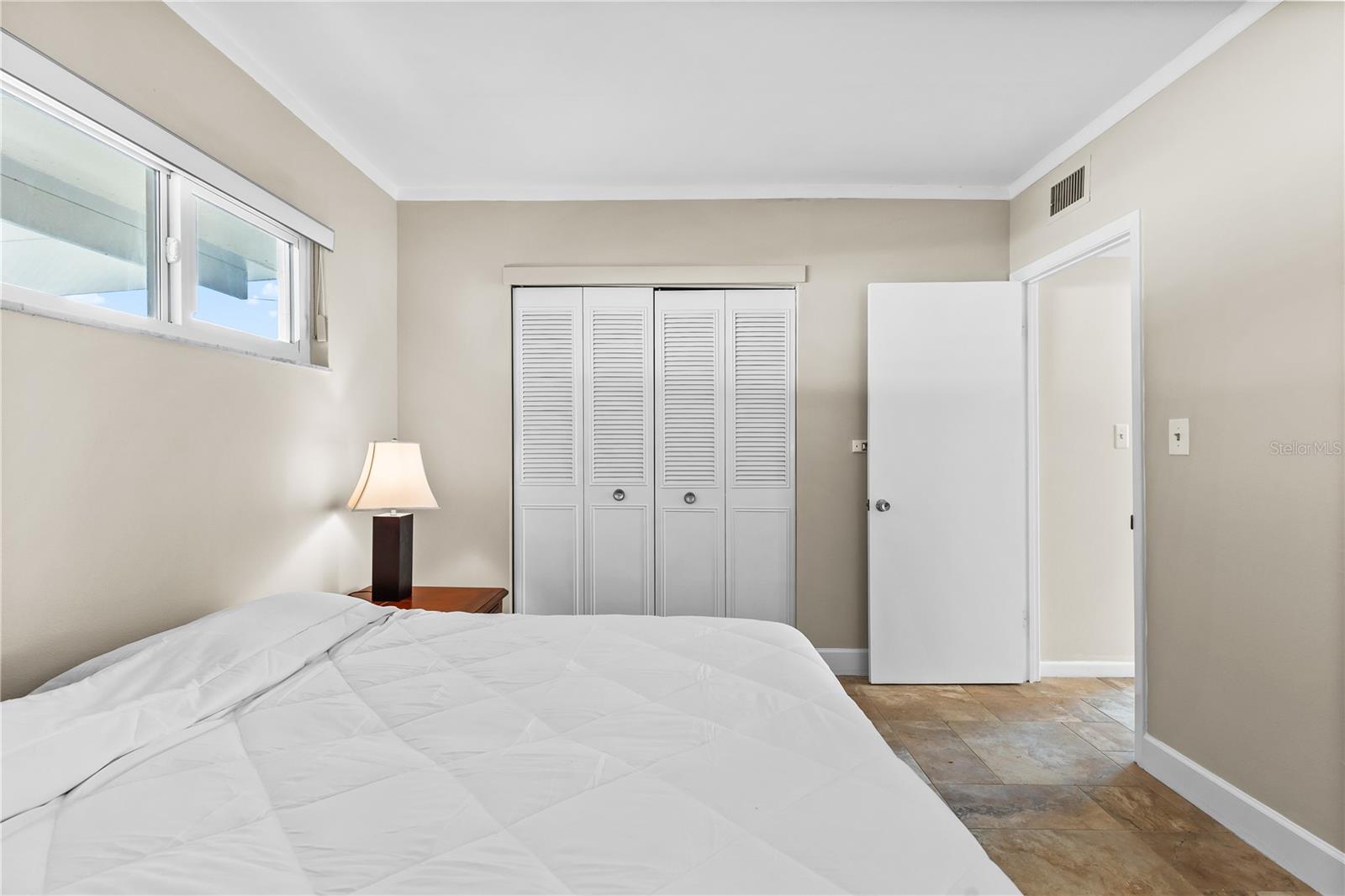 335 N Causeway #b010 Property Photo 11