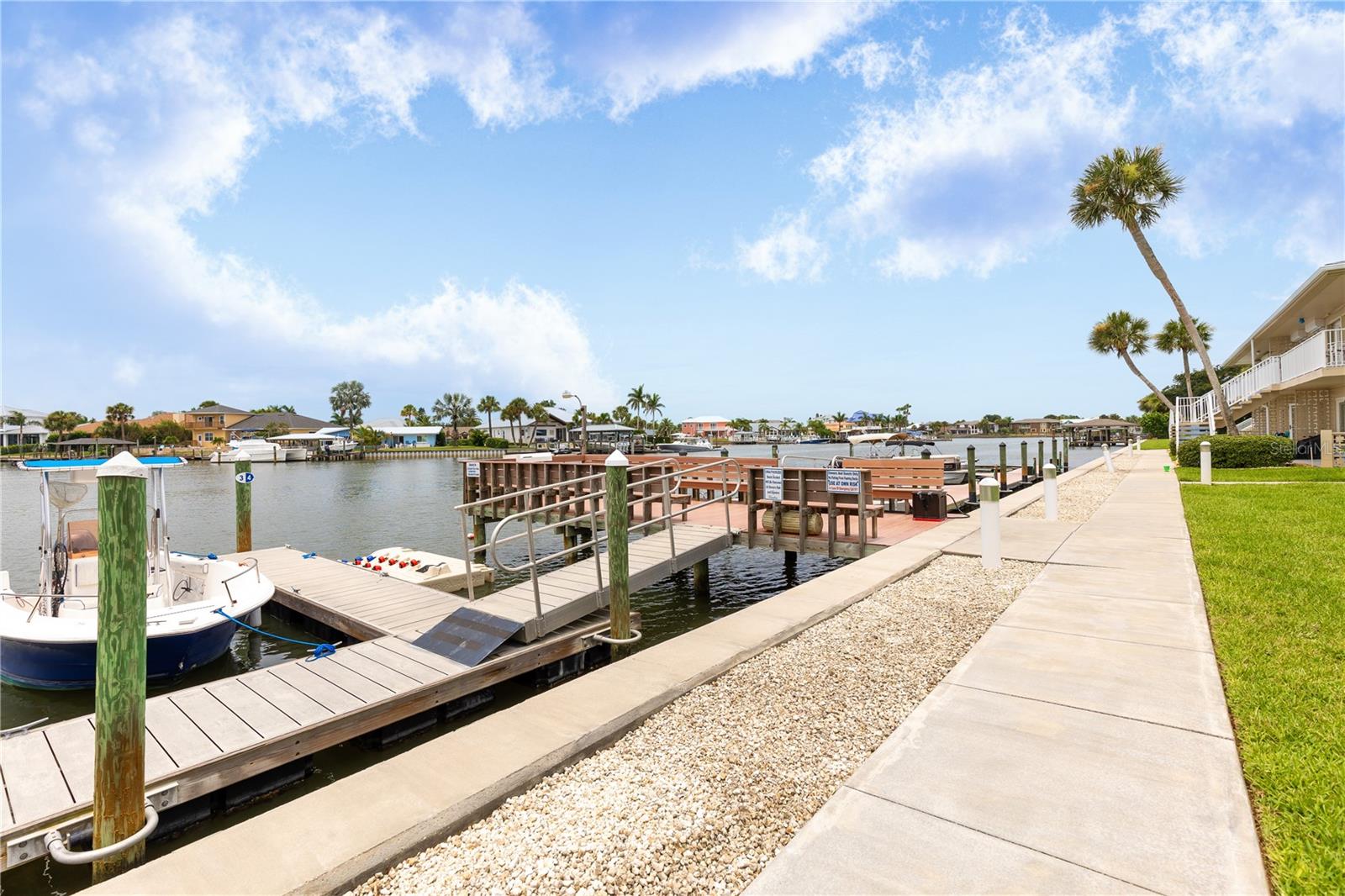 335 N Causeway #b010 Property Photo 22