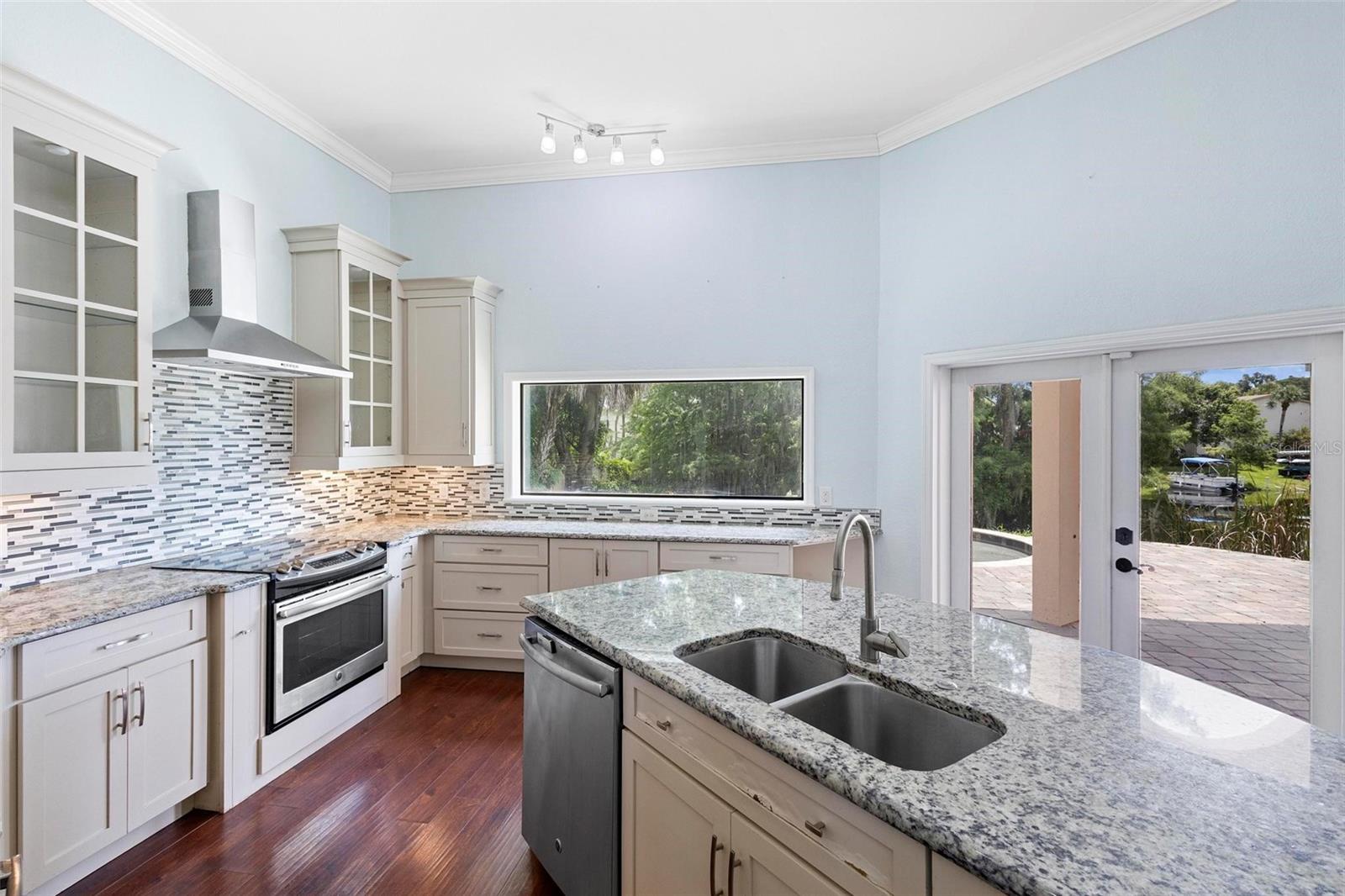 201 Tranquility Cv Property Photo 9