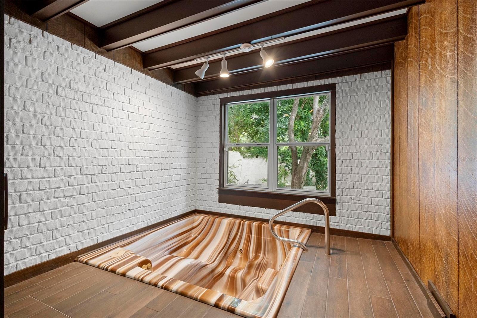 201 Tranquility Cv Property Photo 11