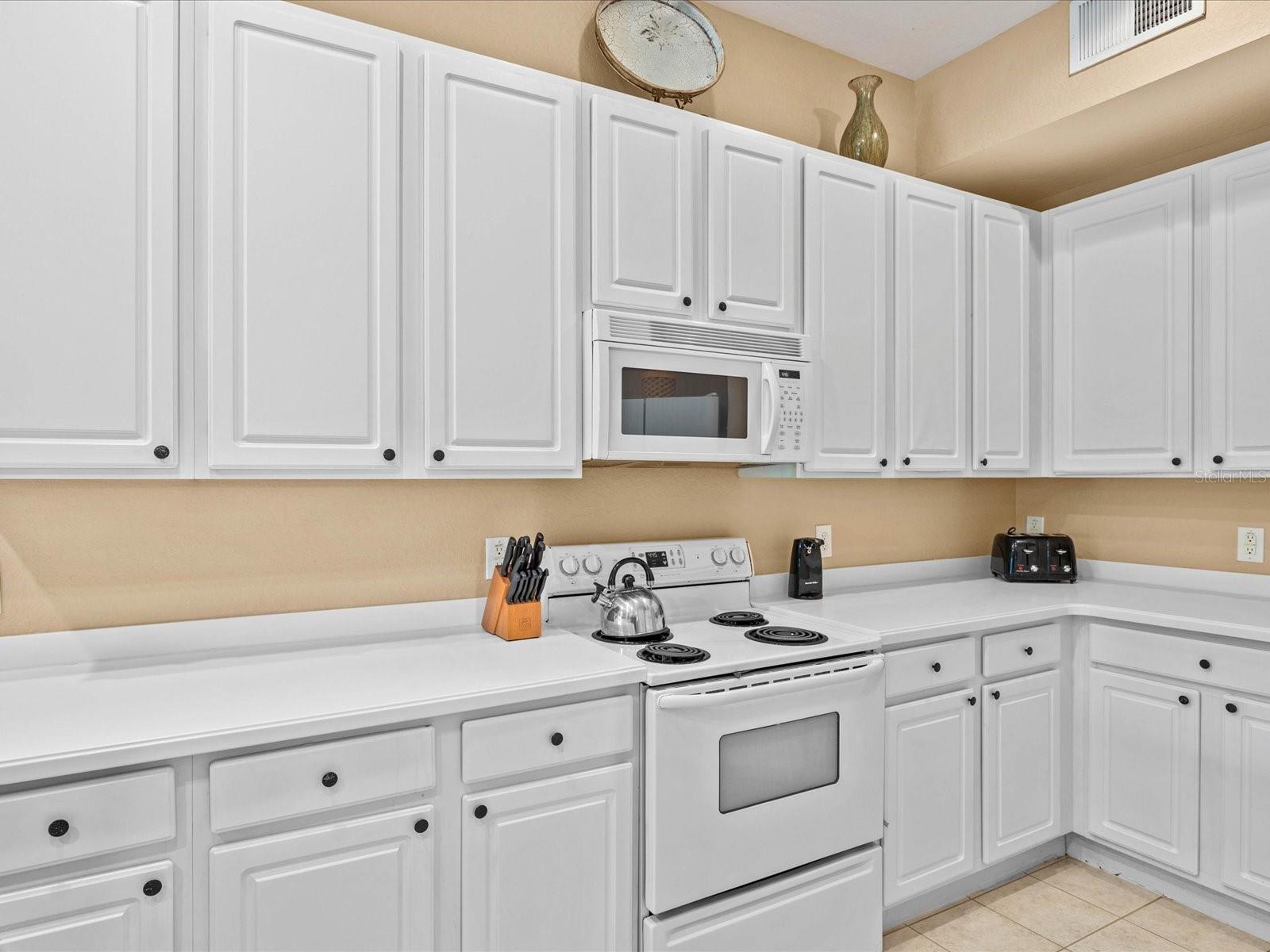 401 New Providence Promenade #12401 Property Photo 10