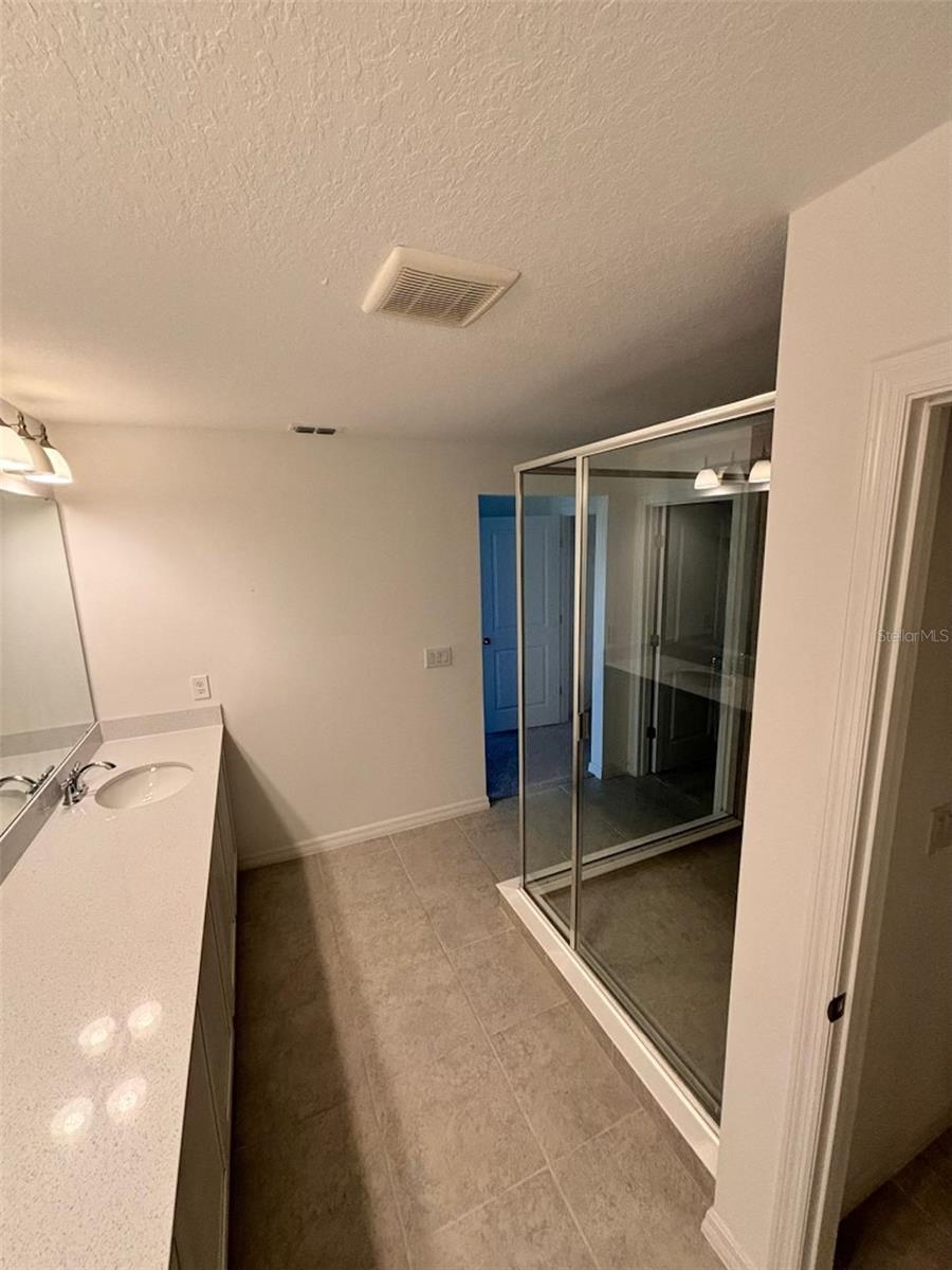 1838 Sanibel Dr Property Photo 16