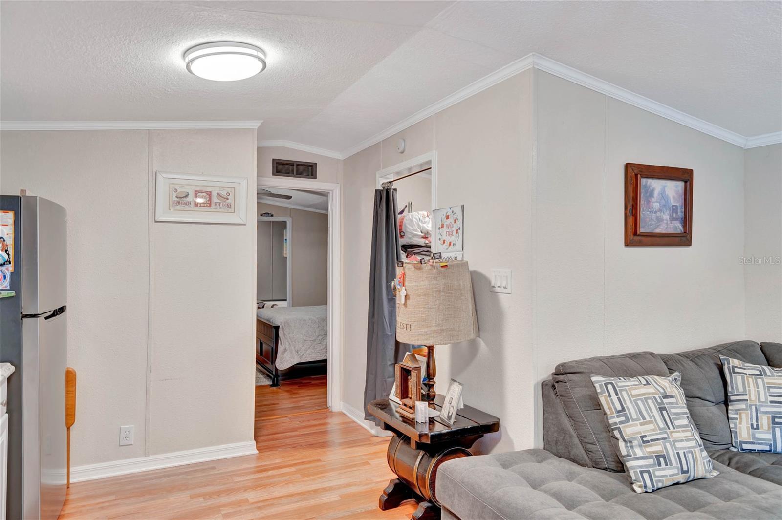 1825 Ruby St Property Photo 6