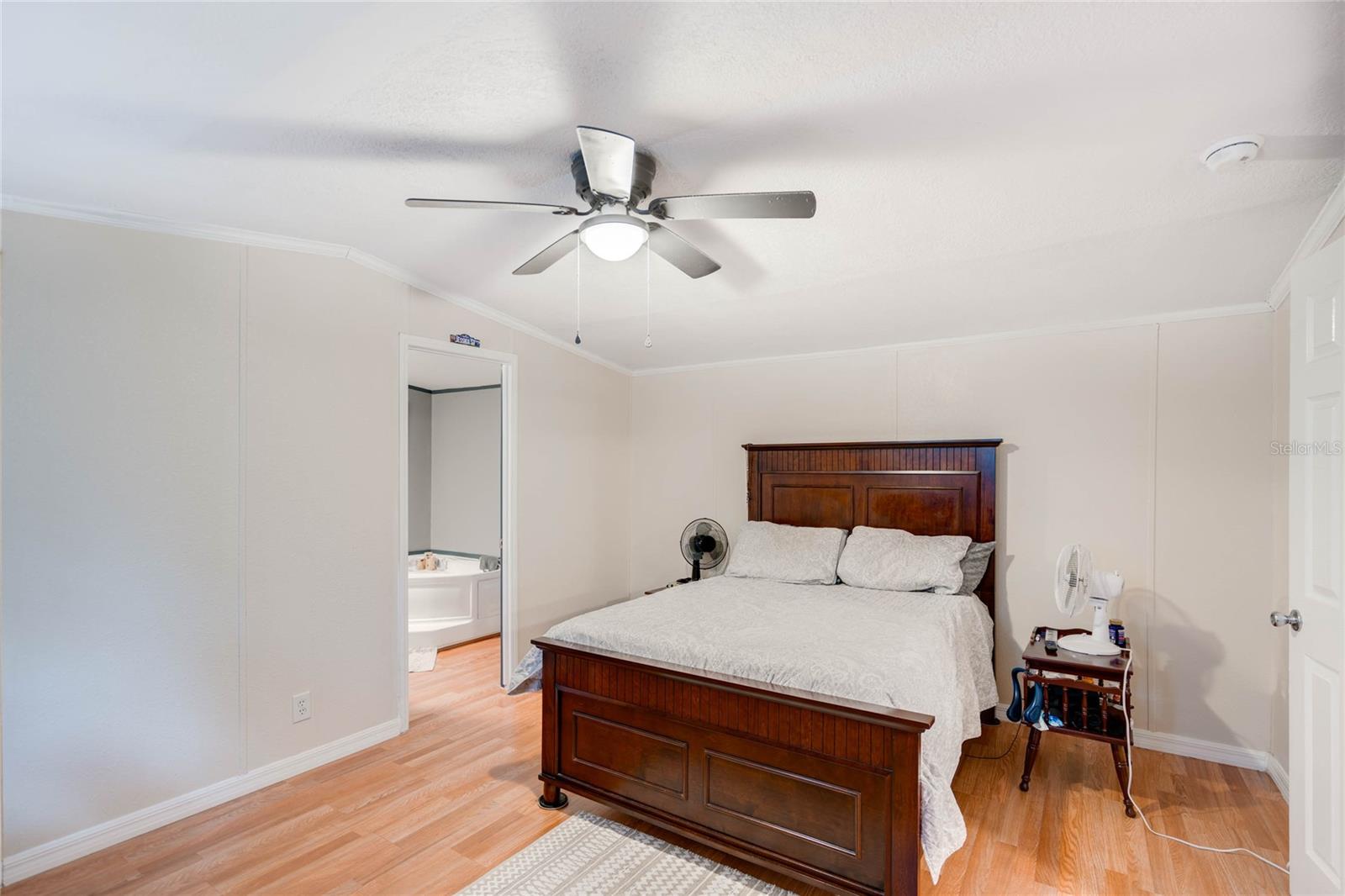 1825 Ruby St Property Photo 14