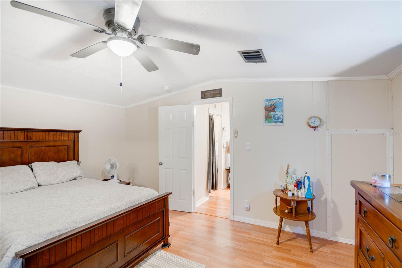 1825 Ruby St Property Photo 15