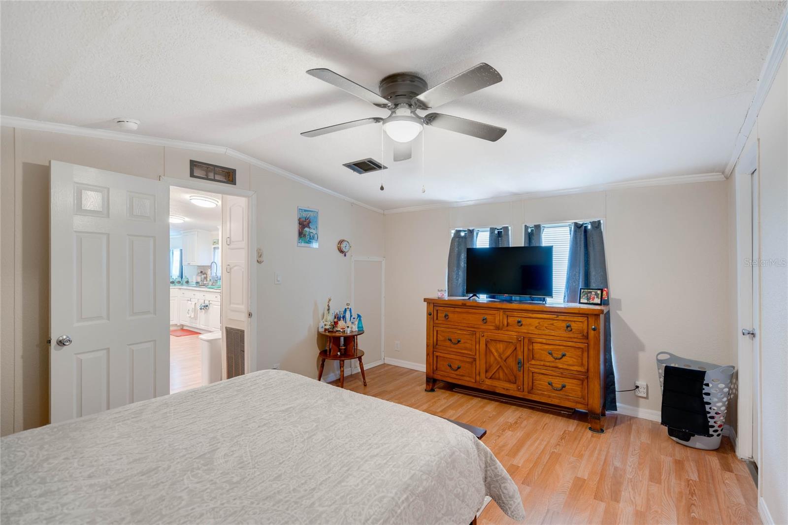 1825 Ruby St Property Photo 16