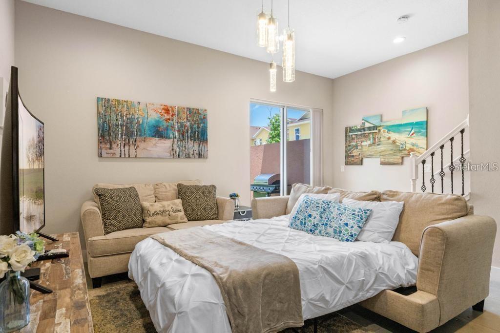 7571 Sunny Dreams Ln Property Photo 2