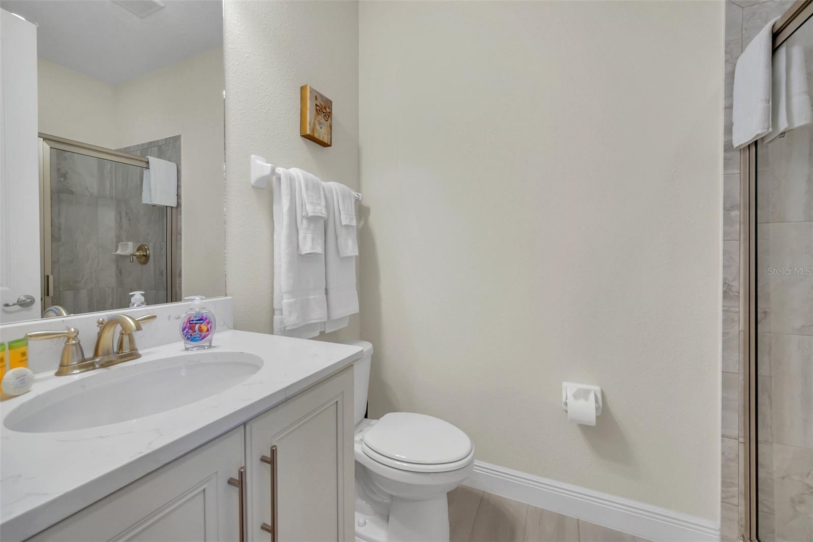 7706 Graben St Property Photo 19
