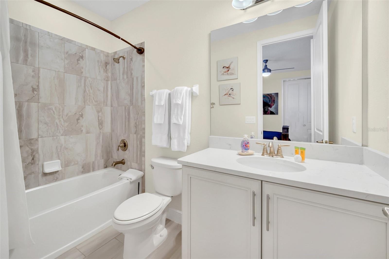 7706 Graben St Property Photo 29
