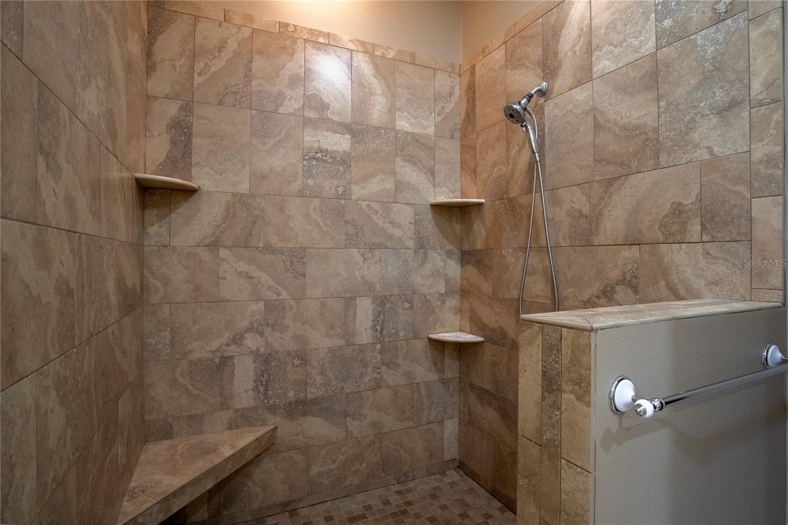 16600 Cleveland Ln Property Photo 39