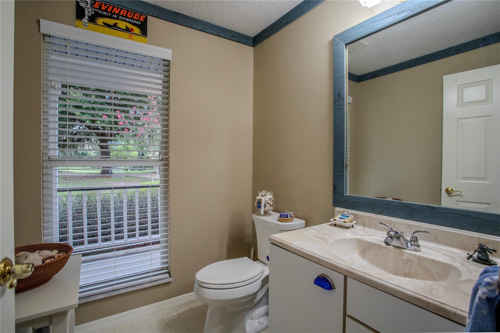 16600 Cleveland Ln Property Photo 70