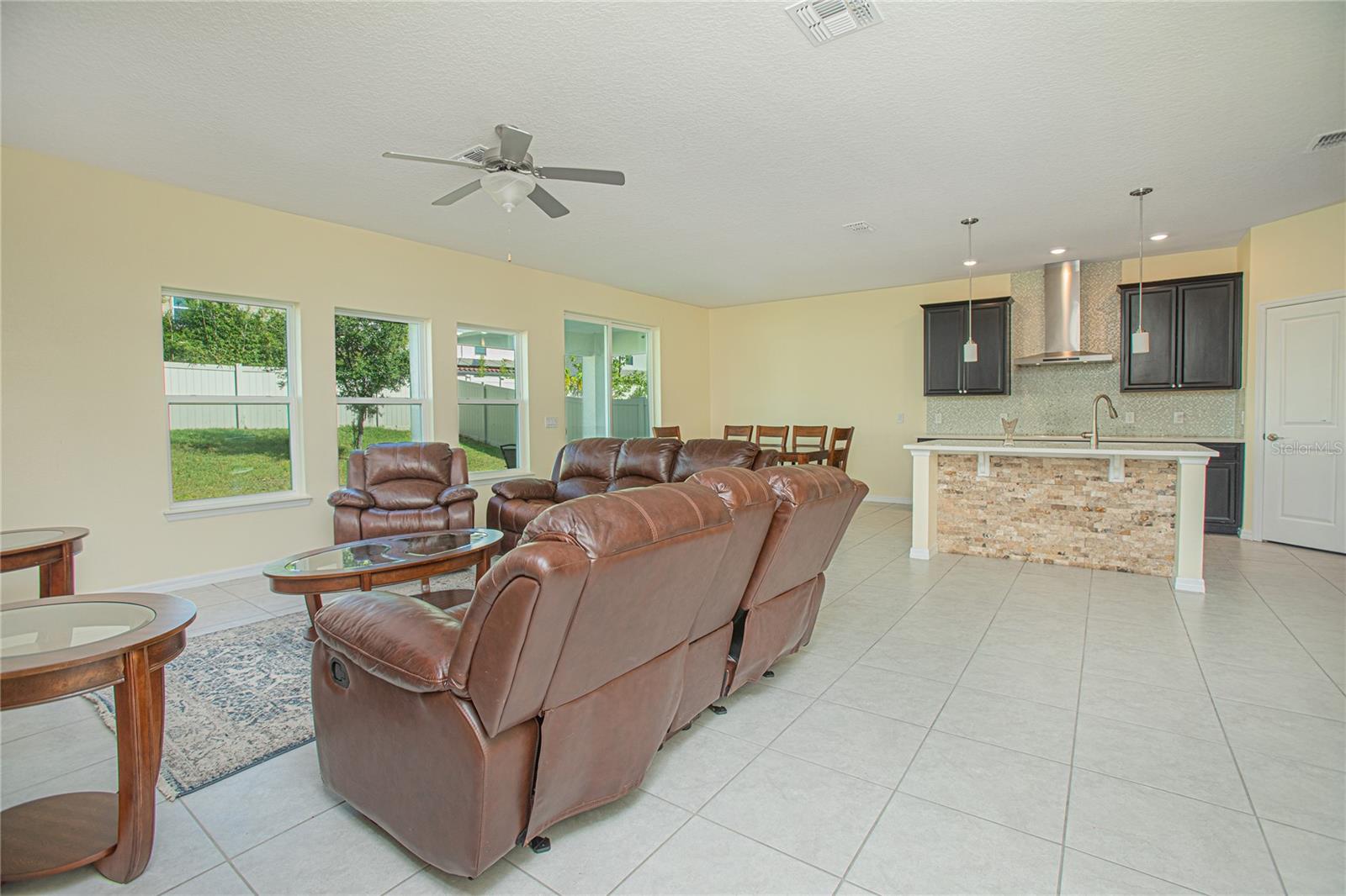 14166 Dove Hollow Dr Property Photo 9