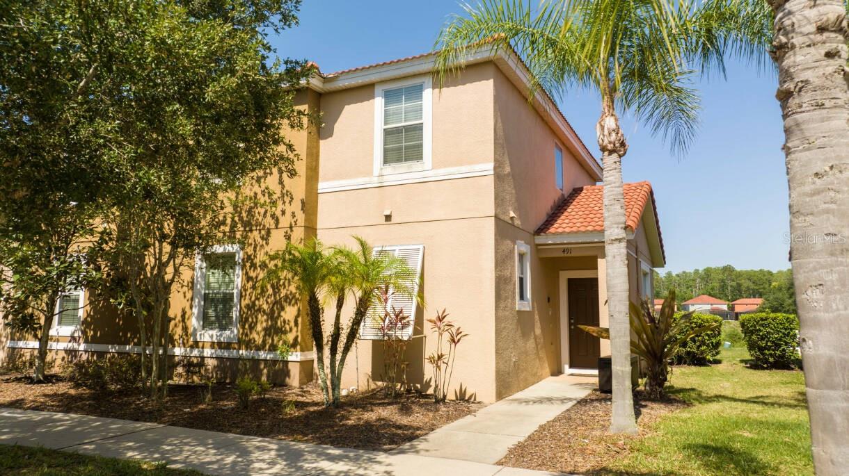 491 Las Fuentes Dr Property Photo 2